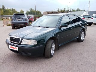 2002 Skoda Octavia I (A4) Рестайлинг, зелёный, 265000 рублей, вид 1