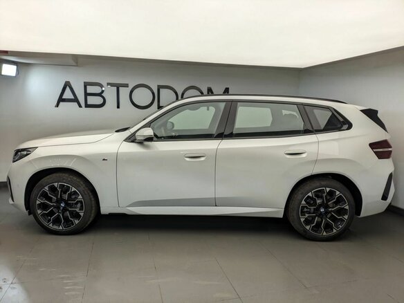 2026 BMW X3 Long 30L xDrive IV (G45/G48), белый, 7300000 рублей - вид 1
