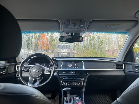 2019 Kia Optima IV Рестайлинг, чёрный, 2350000 рублей - вид 4