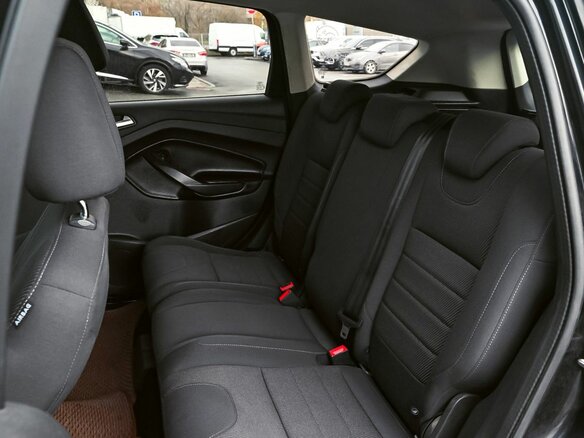 2015 Ford Kuga II, чёрный, 1179000 рублей - вид 16