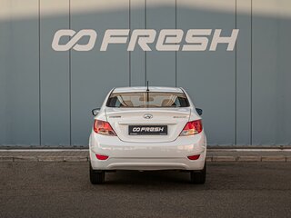 2014 Hyundai Solaris I, белый, 880000 рублей, вид 4