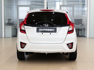 2016 Honda Fit III, белый, 999000 рублей, вид 4
