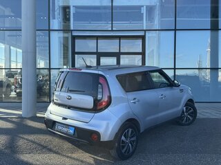 2017 Kia Soul II Рестайлинг, серый, 1585000 рублей, вид 5