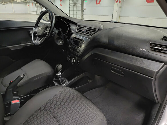 2014 Kia Rio III, серебристый, 705000 рублей - вид 10