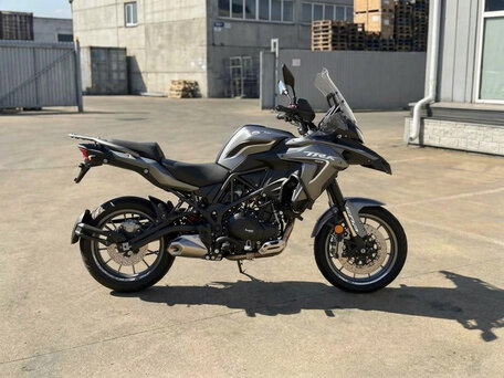 2026 Benelli TRK 502, чёрный, 508000 рублей, вид 2