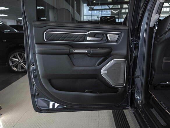 2026 Ram 1500 Crew Cab V Рестайлинг, синий, 9990000 рублей - вид 14