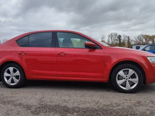 2013 Skoda Octavia III (A7), красный, 920000 рублей, вид 4