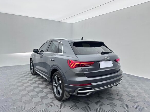2023 Audi Q3 35 TFSI II (F3), серебристый, 2470000 рублей - вид 6