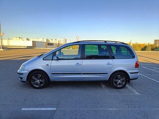 2006 Volkswagen Sharan I Рестайлинг 2, серебристый, 750000 рублей, вид 1