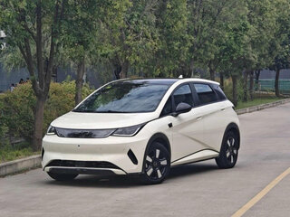 2025 BYD Dolphin 45.12 kWh I Рестайлинг, бежевый, 1498046 рублей, вид 1