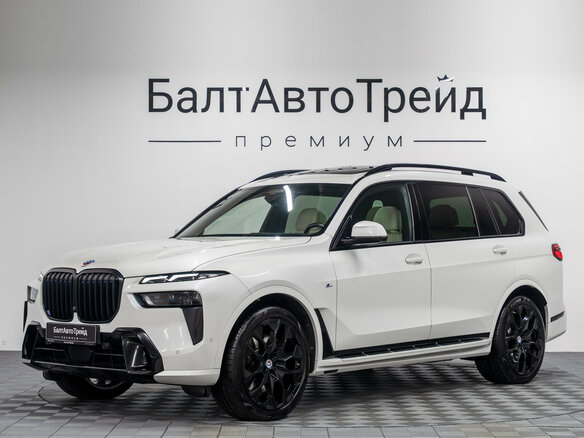 2023 BMW X7 40d I (G07) Рестайлинг, белый, 11590000 рублей