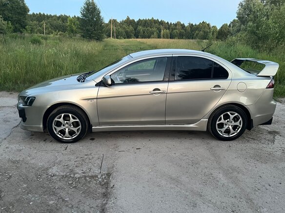 2007 Mitsubishi Lancer X, бежевый, 720000 рублей - вид 8