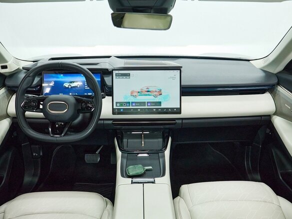 2023 Lynk & Co 08 39.6 kWh I, зелёный, 4700000 рублей - вид 12