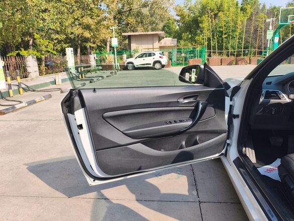 2017 BMW 2 серии F22 Рестайлинг, белый, 1440000 рублей - вид 7