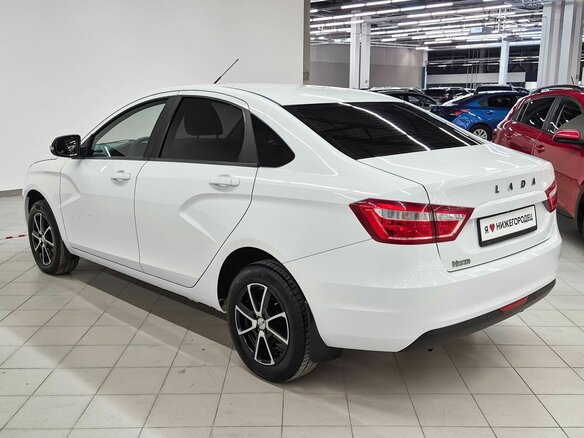 2019 Lada (ВАЗ) Vesta I, белый, 841000 рублей - вид 3