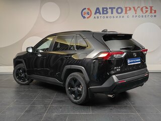 2021 Toyota RAV4 V (XA50), чёрный, 3077000 рублей, вид 2
