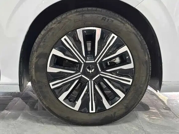 2026 Wuling Starlight 730, серебристый, 2147228 рублей - вид 9