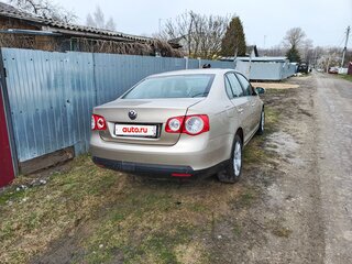 2008 Volkswagen Jetta V, бежевый, 600000 рублей, вид 3