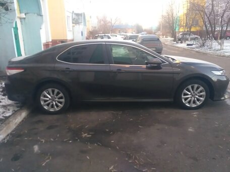2018 Toyota Camry VIII (XV70), коричневый, 2320000 рублей, вид 1