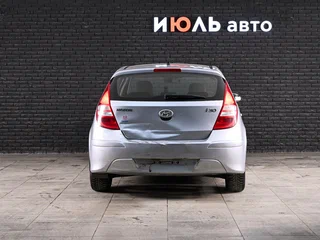 2011 Hyundai i30 I Рестайлинг, серебристый, 730000 рублей, вид 5