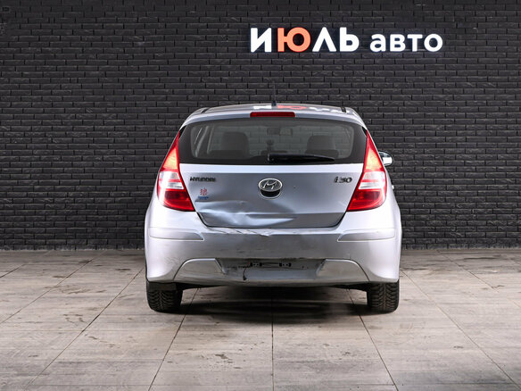 2011 Hyundai i30 I Рестайлинг, серебристый - вид 5
