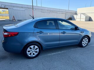 2013 Kia Rio III, голубой, 780000 рублей, вид 4