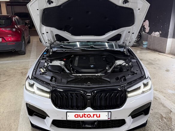 2020 BMW 5 серии 540i VII (G30/G31/G38) Рестайлинг, белый, 4990000 рублей - вид 14