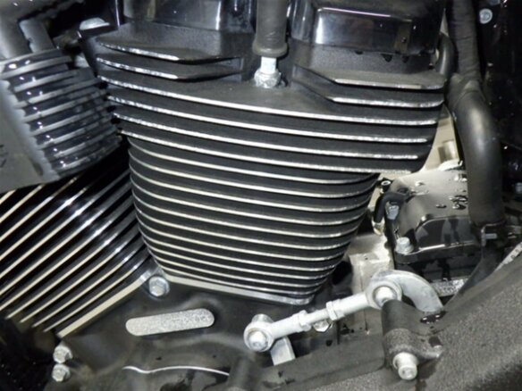 2023 Harley-Davidson Low Rider ST, бежевый, 2170000 рублей - вид 13