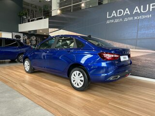 2026 Lada (ВАЗ) Vesta I Рестайлинг (NG), синий, 1705000 рублей, вид 5