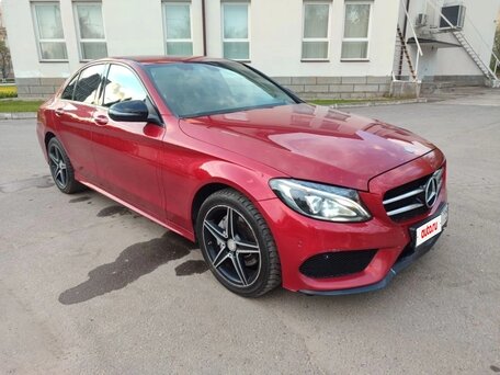 2017 Mercedes-Benz C-Класс 180 9G-TRONIC IV (W205), красный, 2050000 рублей, вид 1