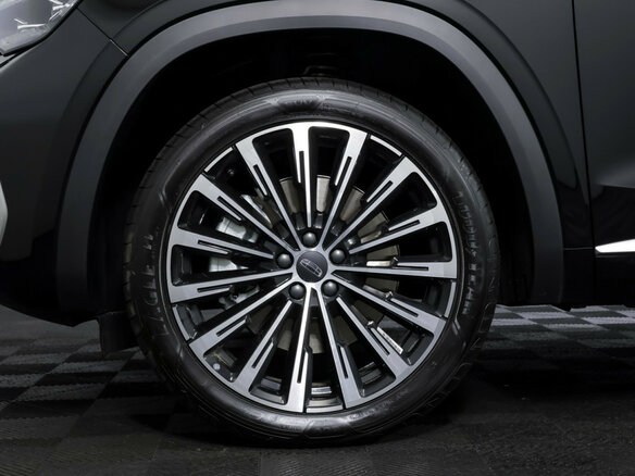 2026 Geely Monjaro I Рестайлинг, чёрный - вид 22