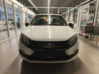 2026 Lada (ВАЗ) Granta I Рестайлинг, белый, 850000 рублей, вид 1