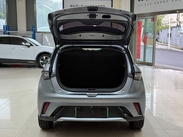 2023 BYD Dolphin 30.7 kWh I, синий, 1250000 рублей - вид 17