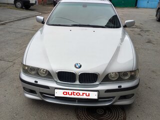 2002 BMW 5 серии 525i IV (E39) Рестайлинг, серебристый, 1300000 рублей, вид 1
