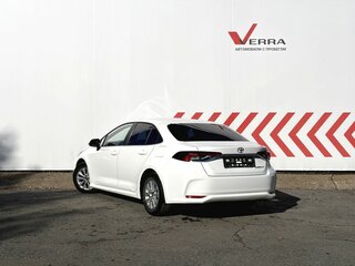 2022 Toyota Corolla XII (E210), белый, 2050000 рублей, вид 3