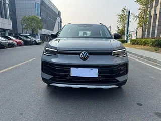 2026 Volkswagen Tharu XR, серый, 2185000 рублей, вид 5