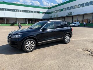 2014 Volkswagen Touareg II, чёрный, 1900000 рублей, вид 1