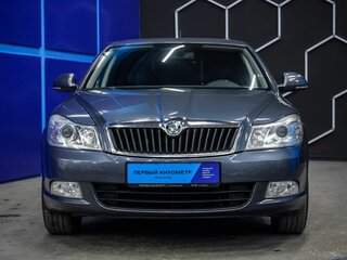 2012 Skoda Octavia II (A5) Рестайлинг, серый, 1050000 рублей, вид 4