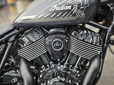 2025 Indian Chief, чёрный, 2950000 рублей, вид 4