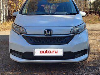 2020 Honda Freed II Рестайлинг, белый, 1600000 рублей, вид 2