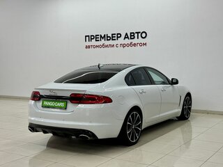 2014 Jaguar XF I Рестайлинг, белый, 1390000 рублей, вид 4