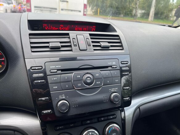 2010 Mazda 6 II (GH) Рестайлинг, чёрный, 750000 рублей - вид 16