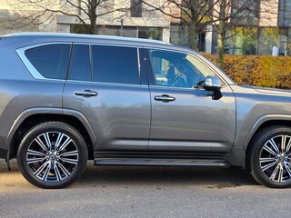 2022 Lexus LX 600 IV, серый, 15000000 рублей, вид 4