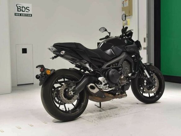 2017 Yamaha MT-09 (FZ-09), чёрный, 1100000 рублей - вид 6