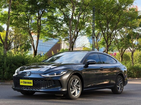 2026 Volkswagen Lamando L II, серый, 2310678 рублей
