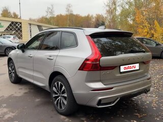 2022 Volvo XC60 II Рестайлинг, серый, 3299900 рублей, вид 5
