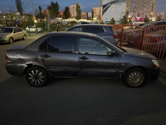 2004 Mitsubishi Lancer IX, серый, 90000 рублей - вид 1