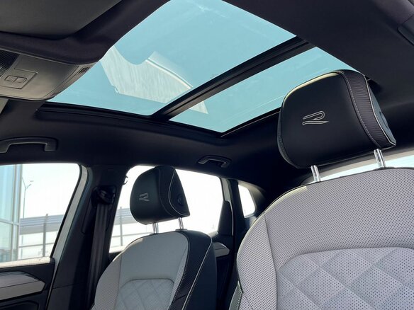 2024 Volkswagen Tayron X I Рестайлинг, белый, 5000000 рублей - вид 39