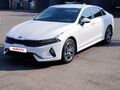 2021 Kia K5 III, белый, 2350000 рублей