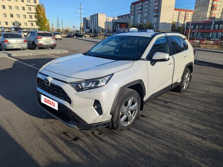 2021 Toyota RAV4 V (XA50), белый, 3150000 рублей, вид 1